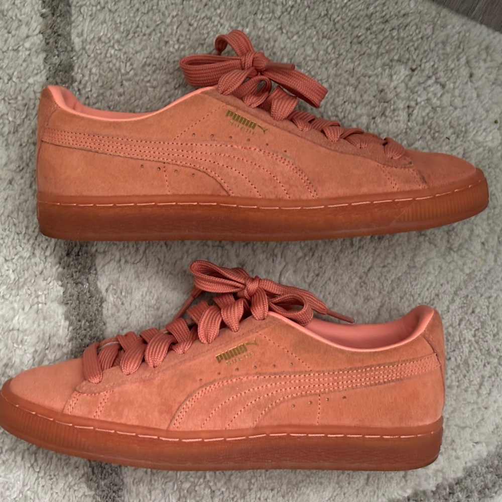 Puma Suede Sneakers Pink Womens - Picture 2 of 5